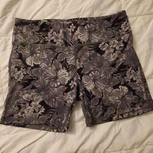 IAB Flex 5 inch Hibiscus Noir Shorts